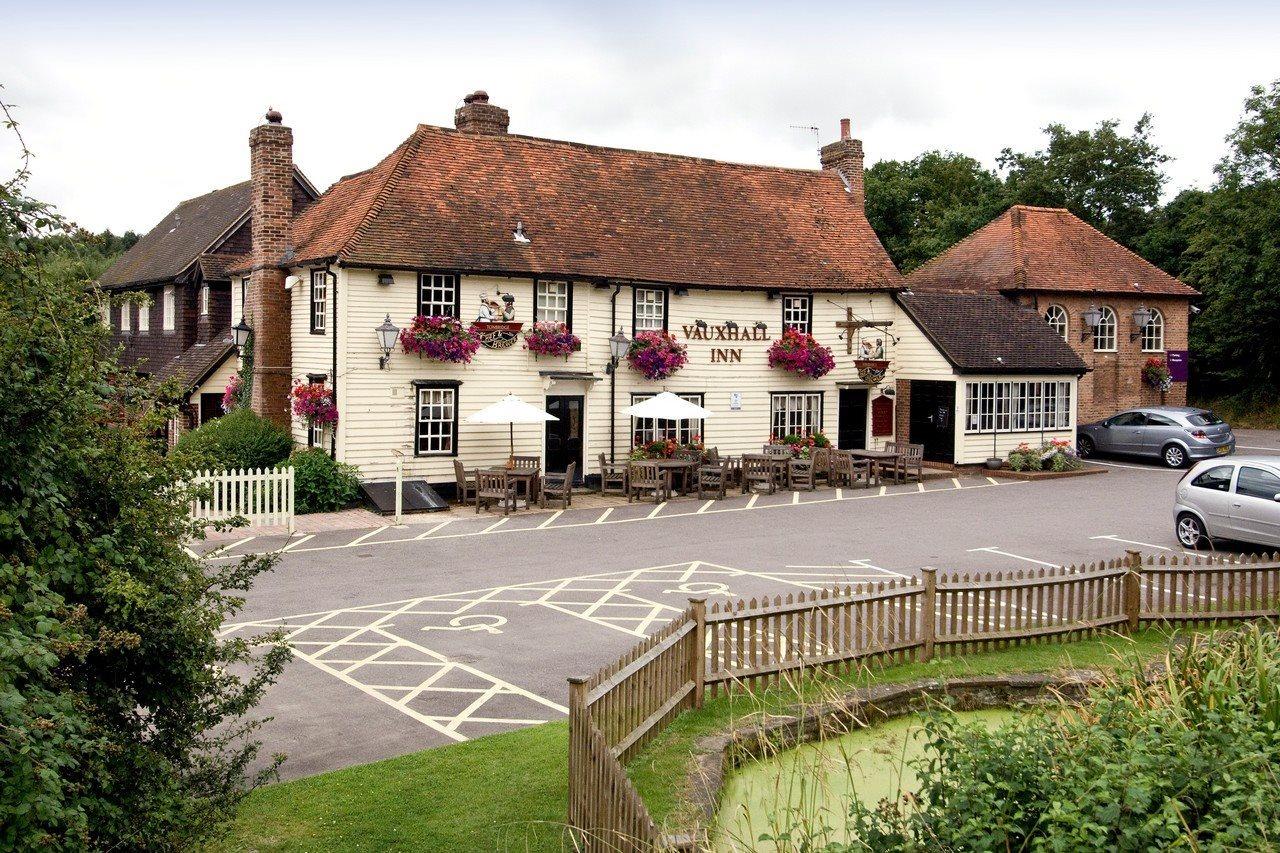 Premier Inn Tonbridge Exteriör bild
