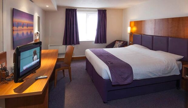 Premier Inn Tonbridge Exteriör bild